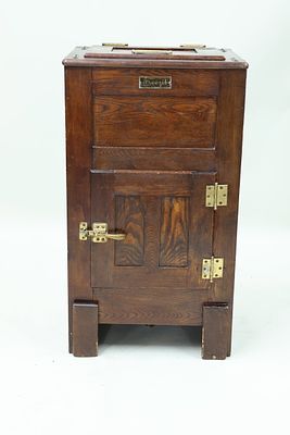 Antique Oak Freezit Ice Box. Antique Oak Freezit Ice Box Antique Oak Freezit Ice Box. Used 