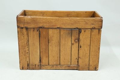 Antique Pine Dry Sink. Antique Pine Dry Sink Antique Pine Dry Sink. Used condition, wear, worn. 