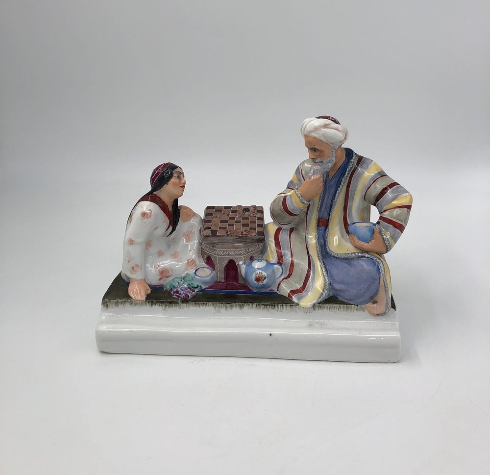 Старый альбом | Аукцион 320 | Вашему вниманию представлены: Фарфор, Стекло, Китай, Япония, ЛФЗ, Изделия из Кости, Серебро и др.