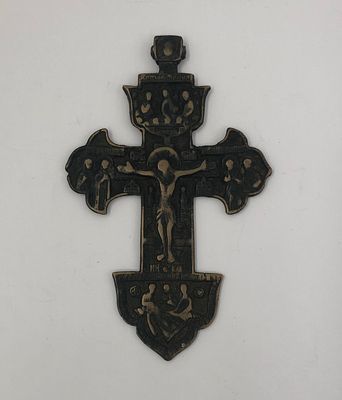 Наперстный Килевидный крест. Первая половина 18 века. Размер: 12,5х7,5см.