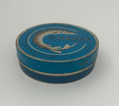 Жестяная коробка "Икра зернистая осетровых рыб". Объединение производственное икорно-балычное 