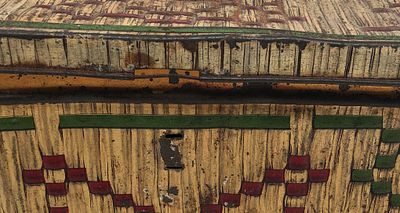 Жестяная коробка. И.Л. Динг. Фабричная марка. Москва. Размер: 16х24,5х16,5см.. Потертости 