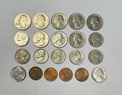 21 монета США: 1) Квотер США 25 центов 1971, 1972, 1973, 1983, 1984, 1985, 1988 