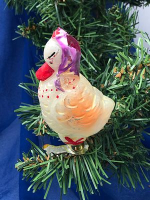 Ёлочное украшение "Уточка". 1950-е гг. Стекло. Размер: 10х5см. Частичная утрата на голове.