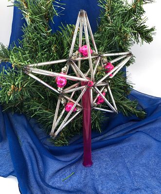 Ёлочное украшение "Макушка. Звезда". Стеклярус. 1950-60гг. Диаметр: 20см, высота: 26см.