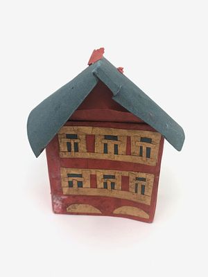 Ёлочная игрушка "Домик". Картон. Размер: 10,5х9,5см.