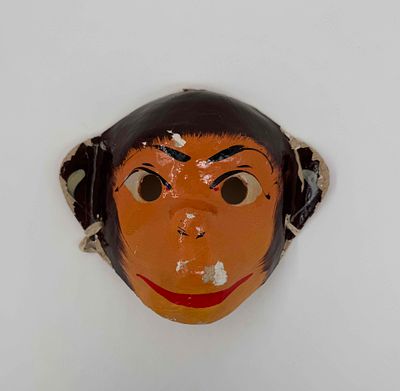 Новогодняя маска СССР "Обезьяна". Папье-маше. Размер: 16,5x19см. Имеются потертости и сколы 