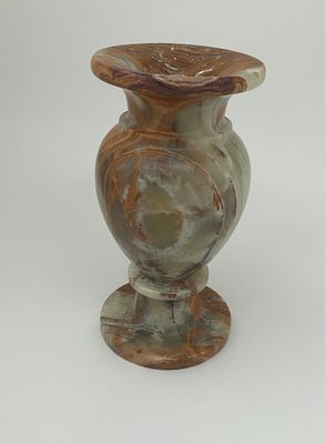 Ваза. Камень Оникс. Конец ХХв. Высота: 20см.