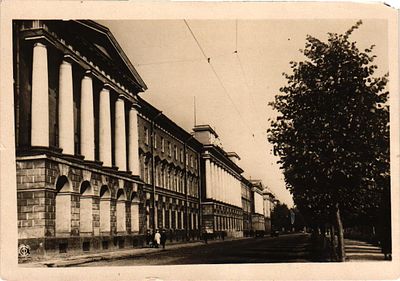 Почтовая карточка "Ленинград. Здание Энергобыта". Изд. Союзфото, б.г., 10 х 14 см. Утрата 