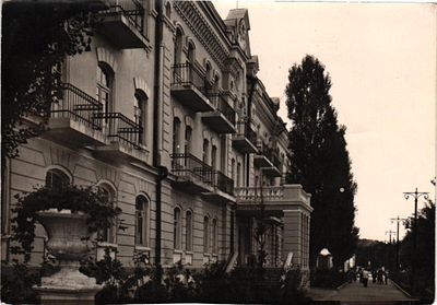 Почтовая карточка "Святогорск. Корпус № 9 ЦДО им. Артема". Славянск: артель "Рекорд", 1957г., 9 