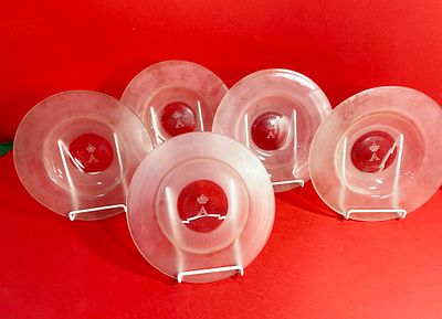 Комплект из пяти (5шт.) десертных тарелок Императорского стекольного завода. На дне буква "А" и 