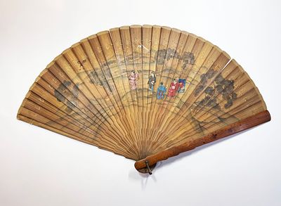 Япония. Веер. Дерево, ручная роспись. Начало ХХв. Размер: 38х64см. В отличном состоянии.
