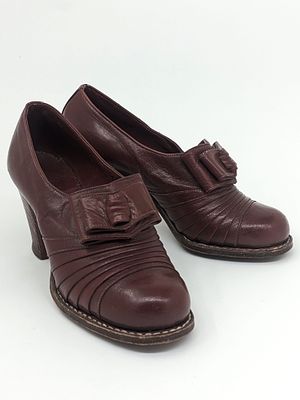 Винтажные кожаные туфли с кожаной подошвой и обтянутым кожей каблуком. СССР, Артель 