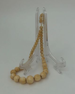 Бусы. Кость. Начало ХХв. Длина: 49,5см.