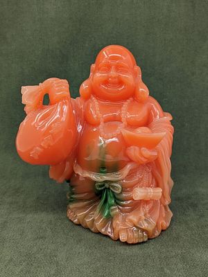 Хотэй. Конец 20 века. Пластик. Хотей – это бог богатства, веселья и счастья. Размер: 12х10х7см.