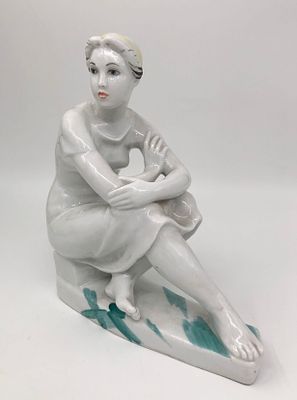 Фарфоровая статуэтка "Летний день". Скульптор Гендельман. ЛФЗ. Гендельман Ефим Аронович – 