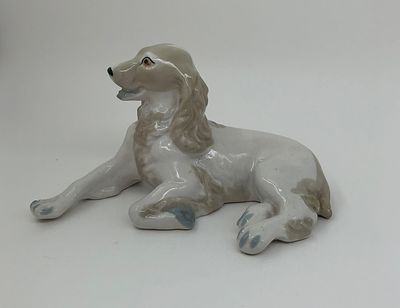 Статуэтка "Спаниель". Фарфор, глазуровка. ЛФЗ, СССР. 1960-е гг. 20 века. Размер: 21,5х15,5см.