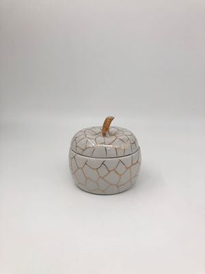 Фарфоровая джемница "Печеное яблоко". Высота: 8,5см., длина: 8см.