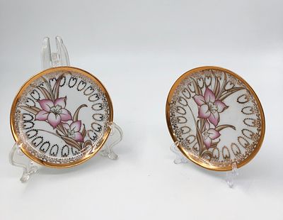 Комплект из двух (2шт.) фарфоровых декоративных розеток. Czechoslovakia. Carlsbad. Диаметр: 9,6см.