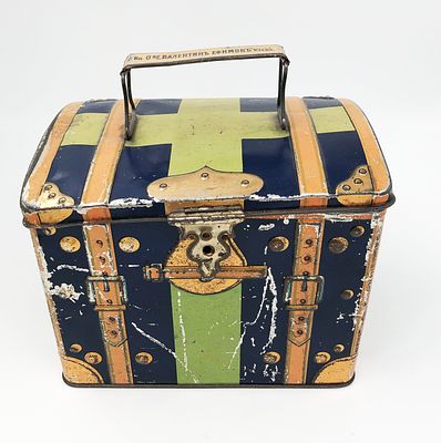 Кондитерская жестяная коробка. Акционерное Общество "Валентин Ефимов". Киев. Размер: 14,5х18 