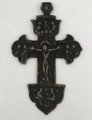 Наперстный Килевидный крест. Первая половина 18 века. Размер: 12,5х7,5см.