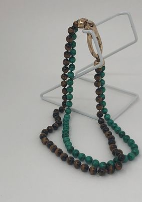 Винтаж. Бусы из малахита (?) и тигрового глаза. 90-е годы ХХв. Длина нити: 45см.