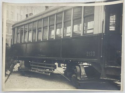 Редкое фото. 1930-е гг. Москва. Авария на дороге. Трамвай. размер фото 24х18см. У-24