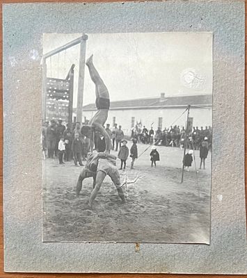 Фотография. Спорт. 30-е гг. Физические упражнения. "Березка" 10х8см. П-99е