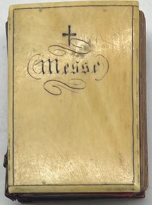 Paroissien des Petits Enfants
Париж Фимин Дидо Фрер ок. 1870 -96с. 5,5х4см. 
Эта миниатюрная 