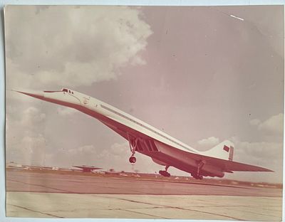 Фотография. Сверхзвуковой пассажирский самолёт Ту-144. 1973г. 24,5х32. П-1в