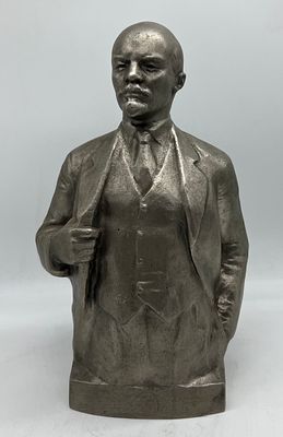 Скульптура. Владимир Ильич Ленин. Скульптор Н.Теплов. СССР. 1977г. Металл, силумин. высота 31см.