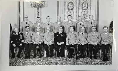 Групповая фотография. Леонид Брежнев, Д.Ф.Устинов и Военное руководство страны. 15х24см. п-05з