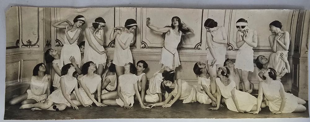 Фотография. Школа пластического танца. Вера Фокина и ее балетная школа в Америке. Балет. 20-е 