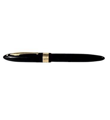 1931 Sheaffer Fountain Pen Gold Band "Life Time Autograph". Measures 5 1/4" Long. Items 