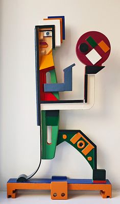 Гоппе Виктор Николаевич (род. 1962). Соблазнительная ночь. 2022. Конструктивная скульптура 