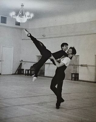 [Звёзды балета] Клюшкина Анна Прокофьевна. Репетиция спектакля &laquo;Анюта&raquo;. Артисты балета Владимир 