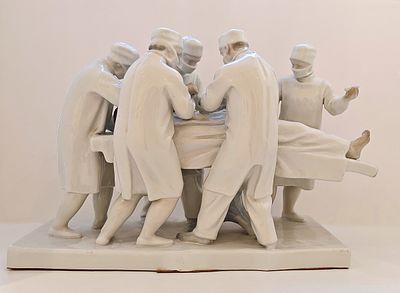 [Авторский фарфор] Сотников Алексей Георгиевич (1904—1989). Борьба за жизнь. 1950-е. Авторская 