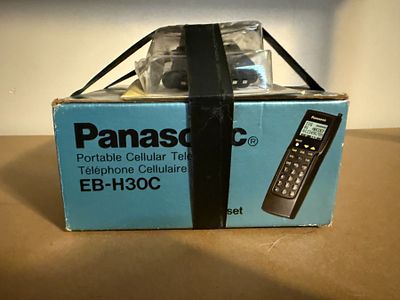 Vintage Panasonic Portable Cellular Telephone EB-H30C with accessories
