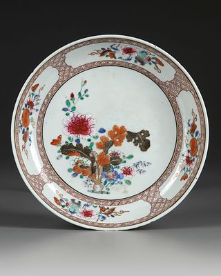 A CHINESE FAMILLE ROSE DISH, 18TH CENTURY. A Chinese porcelain dish decorated in famille rose 