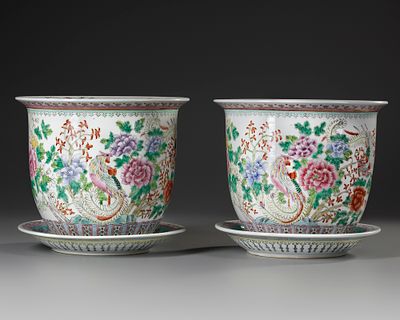 A PAIR OF CHINESE FAMILLE ROSE POTS ON STANDS, 19TH-20TH CENTURY. A Chinese porcelain pot 