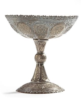 AN OTTOMAN SILVER BOWL, 19TH CENTURY. Richly decorated with intricate filigree and engraved 