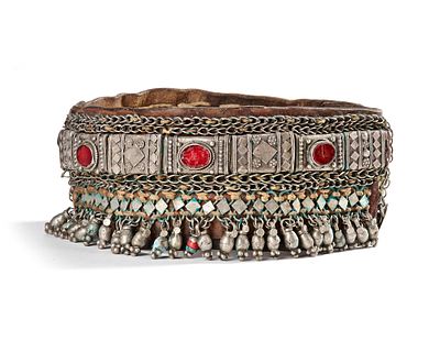 A SILVER AND LEATHER HEADBAND, MOROCCO, 19TH CENTURY. A headband crafted from leather and silver 