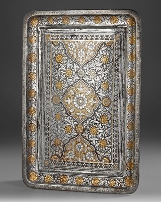 A MUGHAL BIDRI TRAY, INDIA, 19TH–20TH CENTURY. A finely crafted rectangular Bidri ware tray 