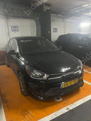 קיה ריו מודל 2024. 51,000 ק"מ, יד נוכחית: ראשונה, בעלות נוכחית: חברה. תיבת הילוכים: אוטומטי 
