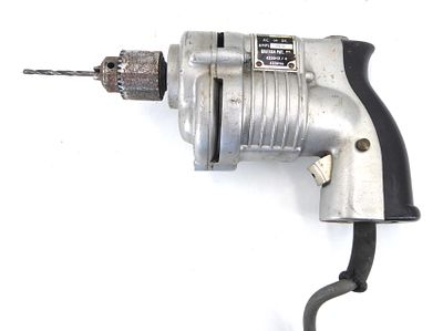 מקדחה חשמלית ישנה מדגם Desoutter DG80 5/16" Drill Gun. 
מקדחות פנאומטיות של Desoutter מיועדות 