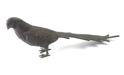 פסל פליז וינטג' גדול בדמות טווס אורך 33 ס"מ גובה 12 ס"מ מעוטר בתבליטים מצב שלם