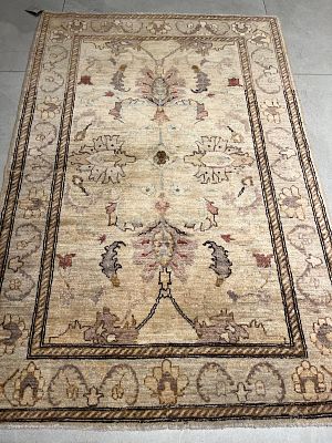 שטיח זיגלר עבודת יד מודרני בצבע שנ הב מיוחד מידה 117X170 ס"מ
( השטיח ישלח לבית הקונה ללא עלות 