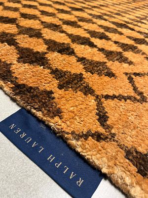 שטיח ראלף לורן עשוי קינוביס מידה 300X250 ס"מ
( השטיח ישלח לבית הקונה ללא עלות משלוח )