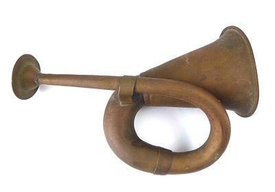 קרן יער עתיקה מנחושת מידות 18X13 ס"מ