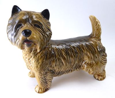 פסל פורצלן אנגלי בדמות כלב יורקשייר טרייר וינטג' רוחב 19 ס"מ גובה 18 ס"מ מצב מושלם